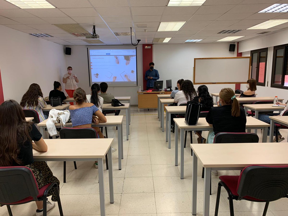 EIP_Madrid's tweet photo. Esta semana hemos recibido a las primeras burbujas de #EIPalumni que comienzan o continúan sus estudios en EIP.
Gracias a tod@s por haber respetado cada una de las normas de seguridad y facilitarnos el trabajo a #profesEIP y trabajadores.
¡Bienvenidos al curso 20-21!
#orgulloEIP https://t.co/BDzzDunczI