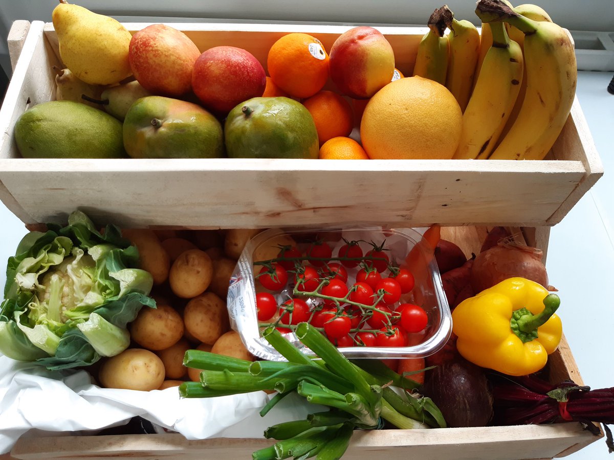 Even in #lockdown, #Swansea  #CommunityFridge is #hereforswansea every Wednesday 1-2.30pm offering free packed to order #freshfood parcels. No qualifying criteria whatsoever
#StaySafe 
#reducefoodwaste 

<a href="/JulieJamesMS/">Julie James MS</a> 
<a href="/ToniaAntoniazzi/">Tonia Antoniazzi</a> 
@RebeccaEvansMS 
<a href="/carolynharris24/">Carolyn Harris</a>