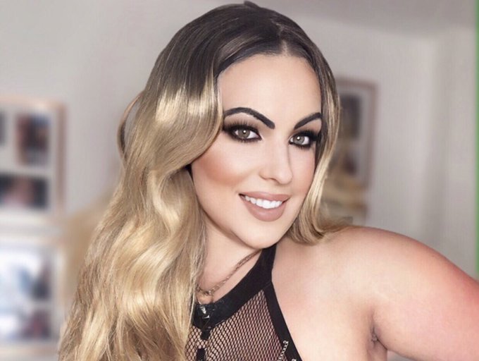 Who&rsquo;s A for a drop 🤣 https://t.co/d6TtNJckl0<a href="/tag/milf"class="tags"><span>#milf</span></a><a href="/tag/singlemom"class="tags"><span>#singlemom</span></a><a href="/tag/singlemum"class="tags"><span>#singlemum</span></a><a href="/tag/justanormalperso"class="tags"><span>#justanormalperso</span></a>