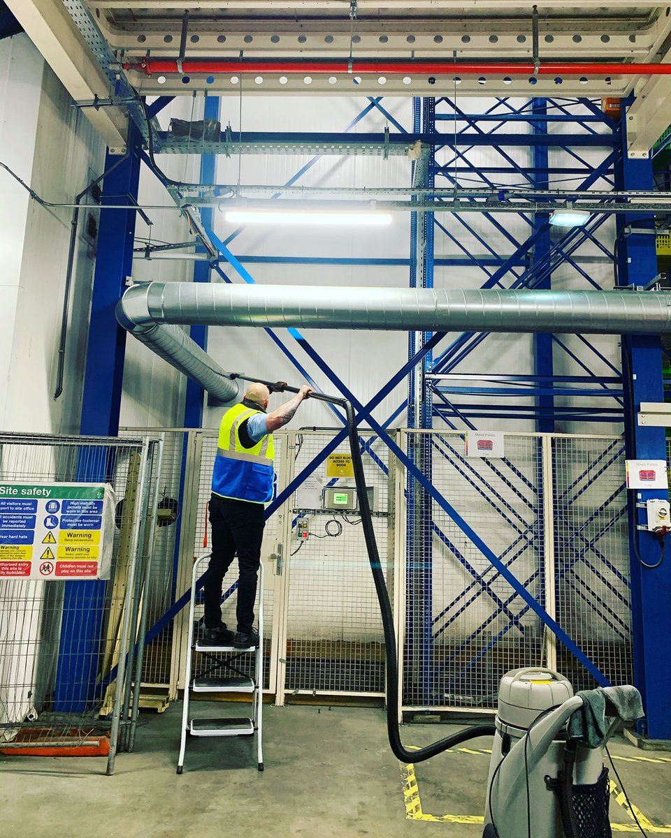 Just  another day in the office <a href="/AtalianServest/">AtalianServest</a> <a href="/DL_Walker/">Darren Walker</a> <a href="/Elliot_Hedger/">Elliot Hedger</a>