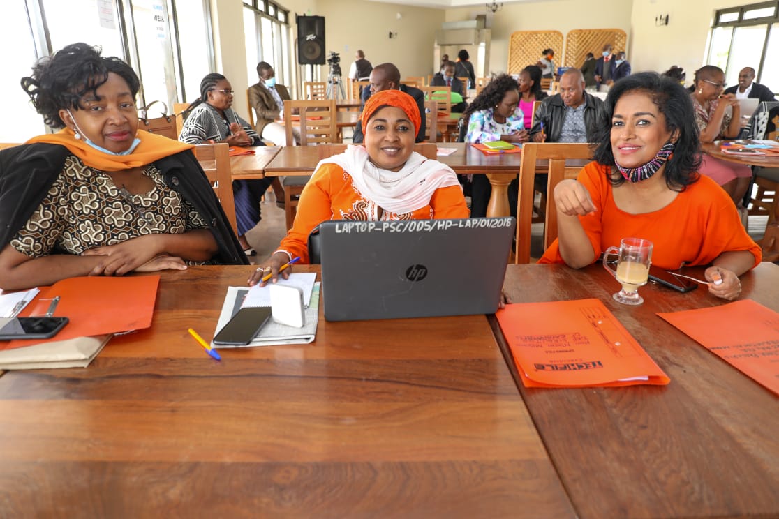 EstherPassaris's tweet photo. Behold, how good and how pleasant it is for brethren to dwell together in unity! - Psalm 133
#ODMNEC
#MbelePamoja
#TwendeKaziKe https://t.co/OS3fMcW9IY