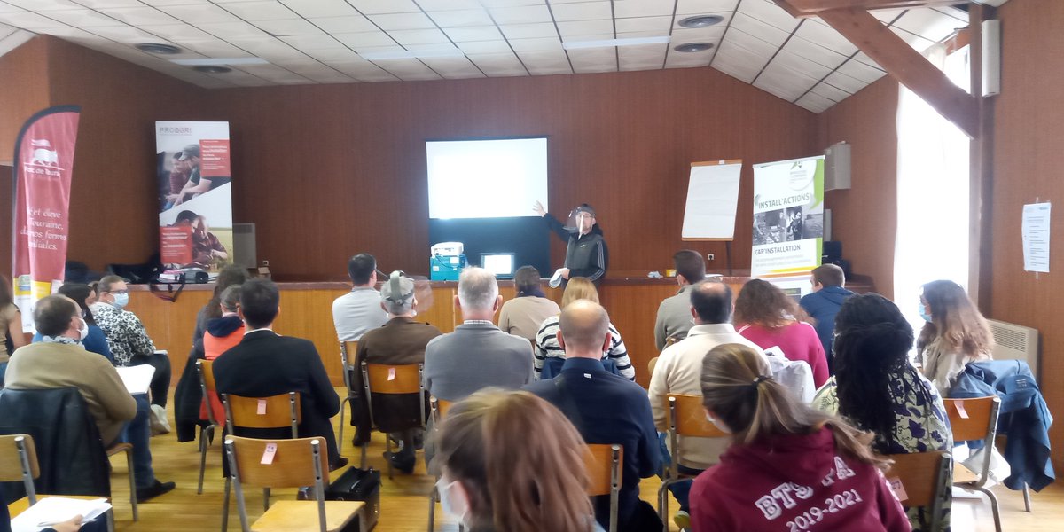 Chambre d’agriculture 37 (@chambagri37) on Twitter photo 🐷La filière porcine recrute en Touraine !
Aujourd’hui, <a href="/Chambagri37/">Chambre d’agriculture 37</a>, @PorcdeTouraine, <a href="/agrial/">AGRIAL WASHINGTON</a>, et S’installer en Touraine une aubaine, organisent une journée découverte de la filière.
Témoignages d'éleveurs et partenaires pour réfléchir à son projet, puis visites d’élevages. 🐷La filière porcine recrute en Touraine !
Aujourd’hui, <a href="/Chambagri37/">Chambre d’agriculture 37</a>, @PorcdeTouraine, <a href="/agrial/">AGRIAL WASHINGTON</a>, et S’installer en Touraine une aubaine, organisent une journée découverte de la filière.
Témoignages d'éleveurs et partenaires pour réfléchir à son projet, puis visites d’élevages.