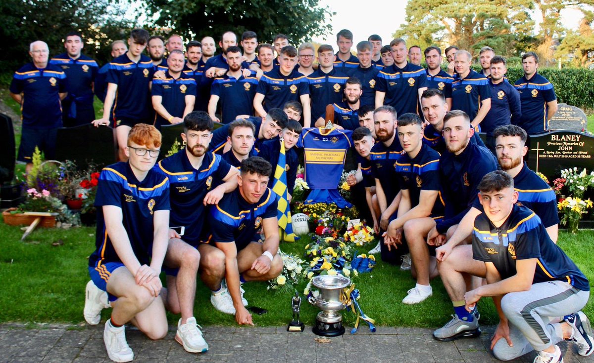 In the middle of it where he will always be, he would have enjoyed them celebrations this week. Hard to have imagined this scene on that day a year ago, plenty more to come...🇺🇦