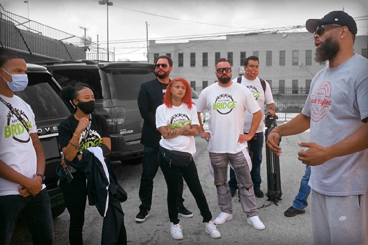 MythicBridge's tweet photo. Day 5 Doing our part to help educate and employ the youth of Dallas... Me and my buddy The DOC on the set of his new documentary teaching some local youths. Wise words from a man who has seen so much. Big thanks to The DOC for paying it forward and teaming up with Mythic Bridge. https://t.co/Nb8BPy5ivh