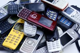 LaurentVitoux's tweet image. Vous avez encore un des 100 millions de téléphones mobiles qui dorment dans les tiroirs ??? 
Faîtes un geste pour la planète !!!
orange.com/fr/newsroom/co…