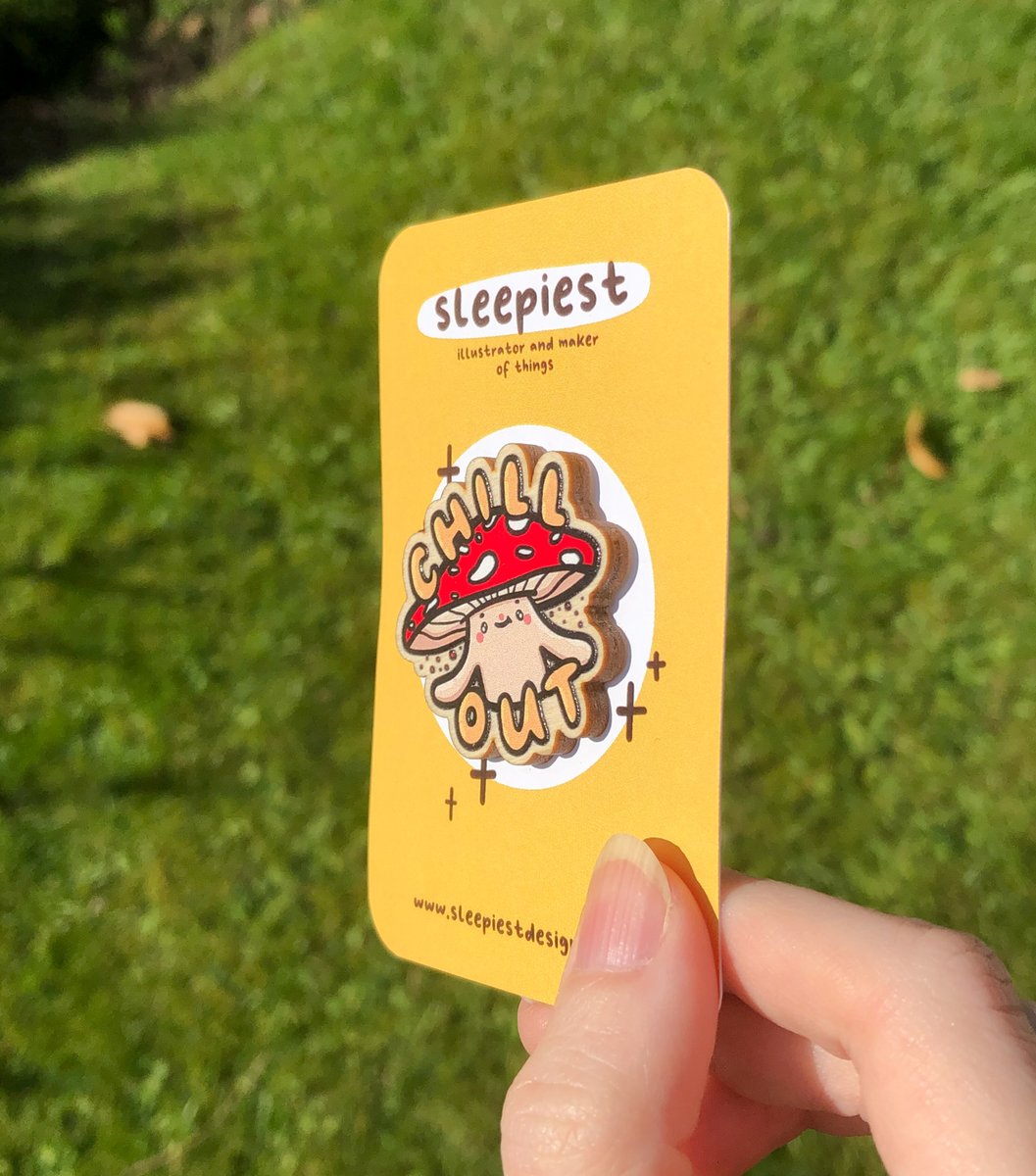 sleepiestdesign's tweet photo. 🍄my mushroom pin is here!🍄
these chill out pins are now up on my etsy! they're 3.5cm tall, made from plywood and LOOK AT THESE COLOURS!
all orders will get a matching sticker :> 
made with @ZapCreatives 
link below! https://t.co/1aSXf2CZkv