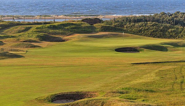 My brother played <a href="/Hunstanton_Golf/">Hunstanton Golf Club</a> the other day - brought back some good memories playing there in some junior events. Anyone else played it? What a track #Englishlinks