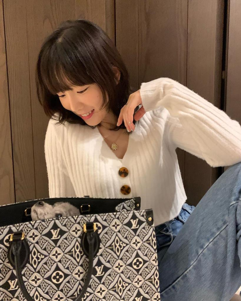 ktycontent's tweet image. good boi zero 🐶
#taeyeon #태연