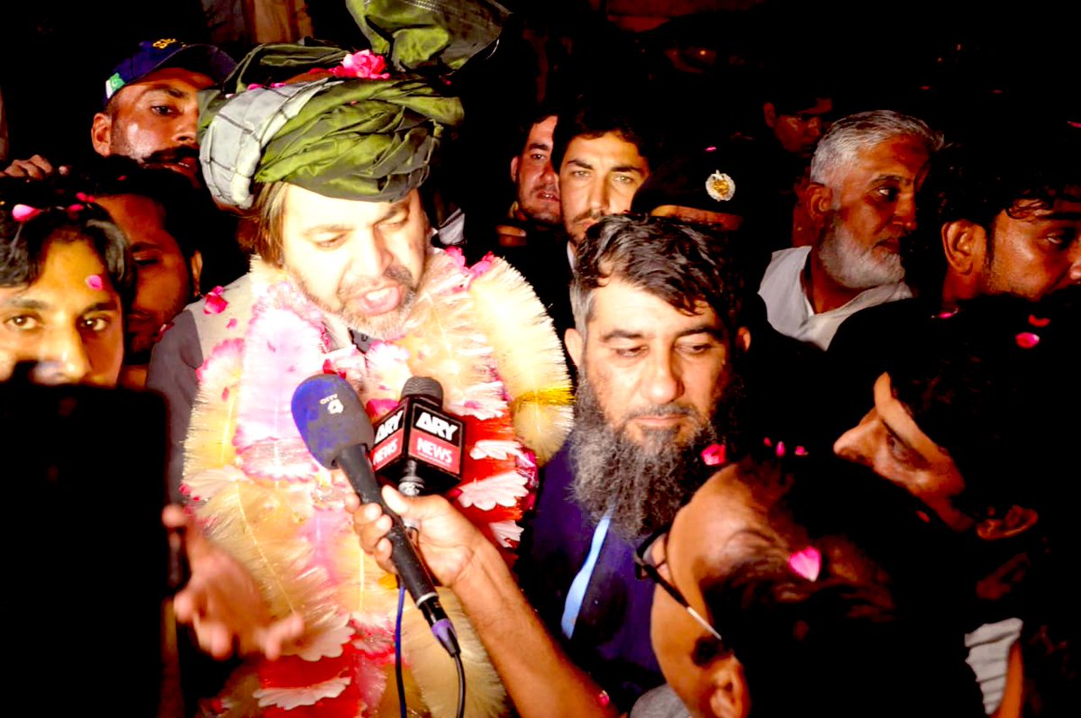 مونگہ دہ خیبر زلمی پختو زمونگہ شان دے
مونگہ پختانہ یو پہ وطن🇵🇰 مو زان قُربان ⚔️دے
فیصل آباد پختون کلچر ڈے
23/9/2020 https://t.co/JMie99XgEy