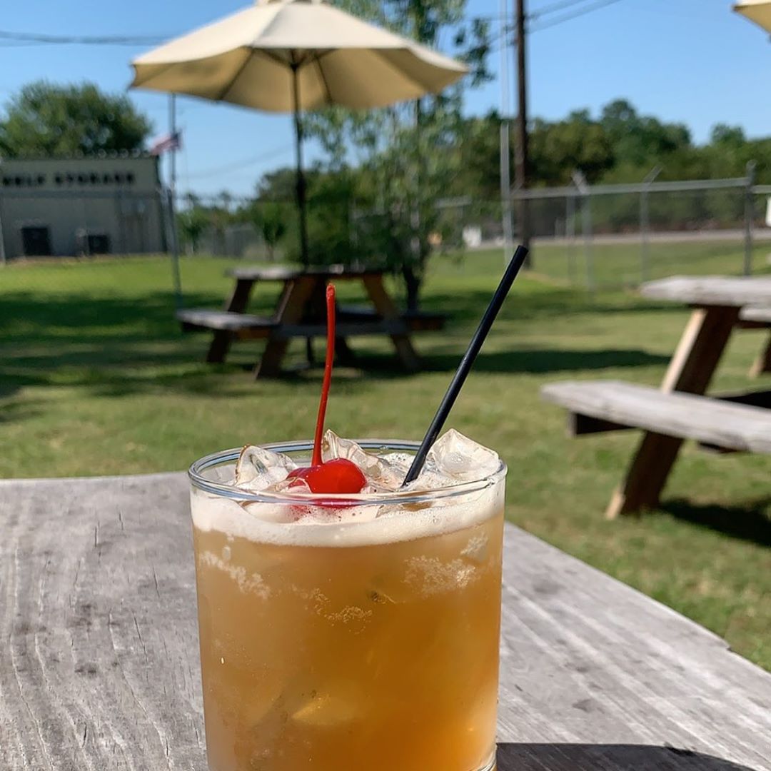 The best way to celebrate the weekend is with a drink from <a href="/BartlettsRUM/">Bartletts Distillery, LLC</a>! 📷: Michaela #VisitConroe bit.ly/2T44c42