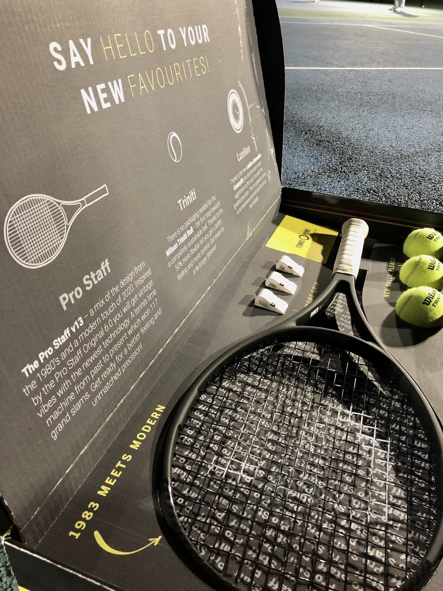 Right on Court with TENNIS-POINT⚡️

I had my 👀 on the Pro Staff V13 racket for a while now. But, let’s not forget about the “Advantage You Box”. Have you seen anything like this? 🏆

#advantageyou #tennispoint #prostaffv13 #yourtennisshop