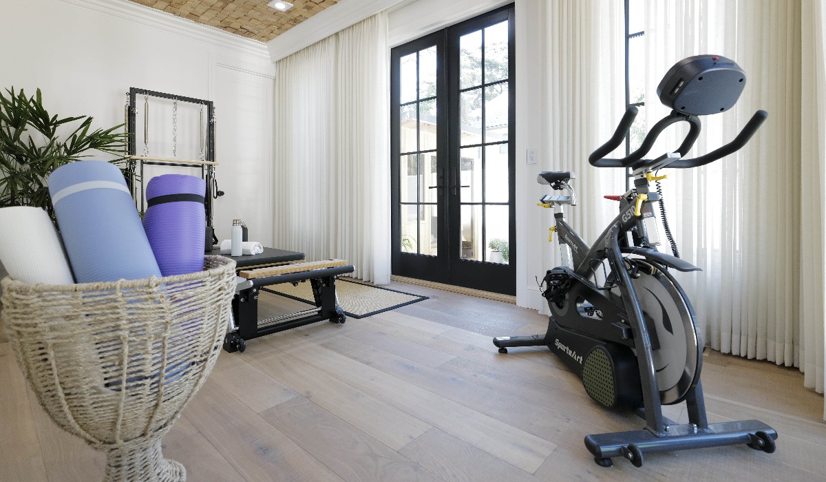 Our G510 ECO-POWR Indoor Cycle was featured on this week's episode of Property Brothers #BroVsBro! Check out the stunning design of the wellness room and all the spaces at bit.ly/3cyKYfm