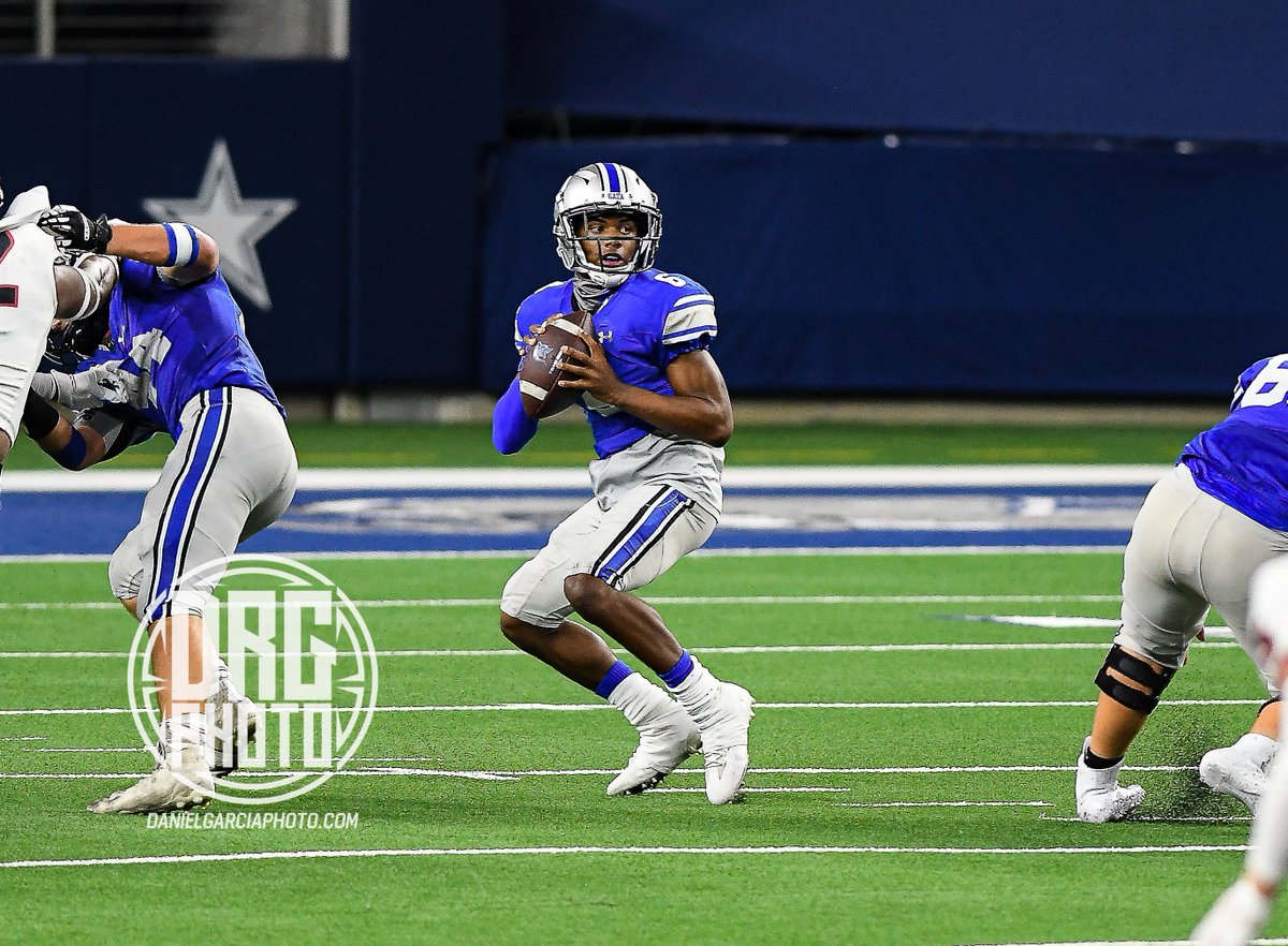 drgphoto's tweet photo. He's only a sophomore!  👀
Very impressed with @d1phiil https://t.co/LraeHdN82s
