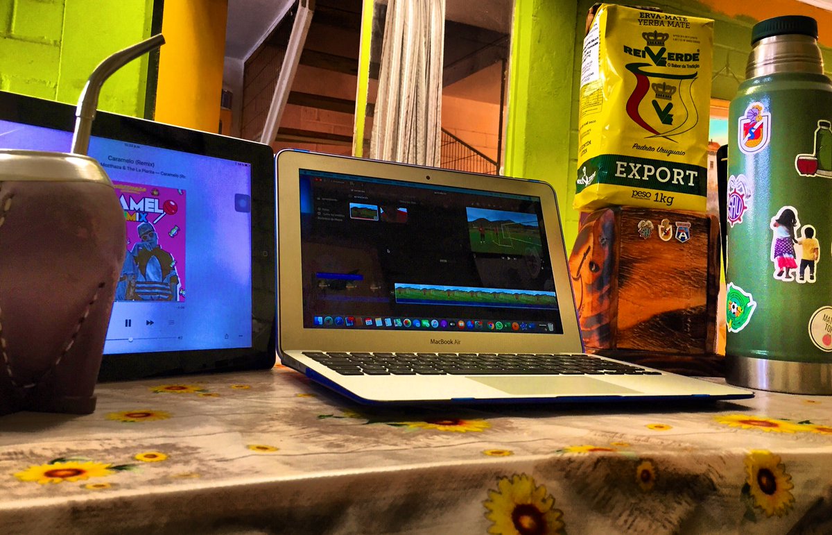 kroll_alexander's tweet photo. Buenas Gente ‼️
«Las ideas se pueden robar, el talento jamás. Los bienes materiales se pueden perder, la educación, la clase y el buen gusto, jamás».
#Vamosquevamos🙌🏾⚽️🙌🏾🇨🇱
A seguir la página @reiverdeivregion (Instagram) se viene concurso muchachos 👏🏾👏🏾👏🏾🙌🏾🍃🍃🍃
#Reiverde https://t.co/9TJ0WifF4J