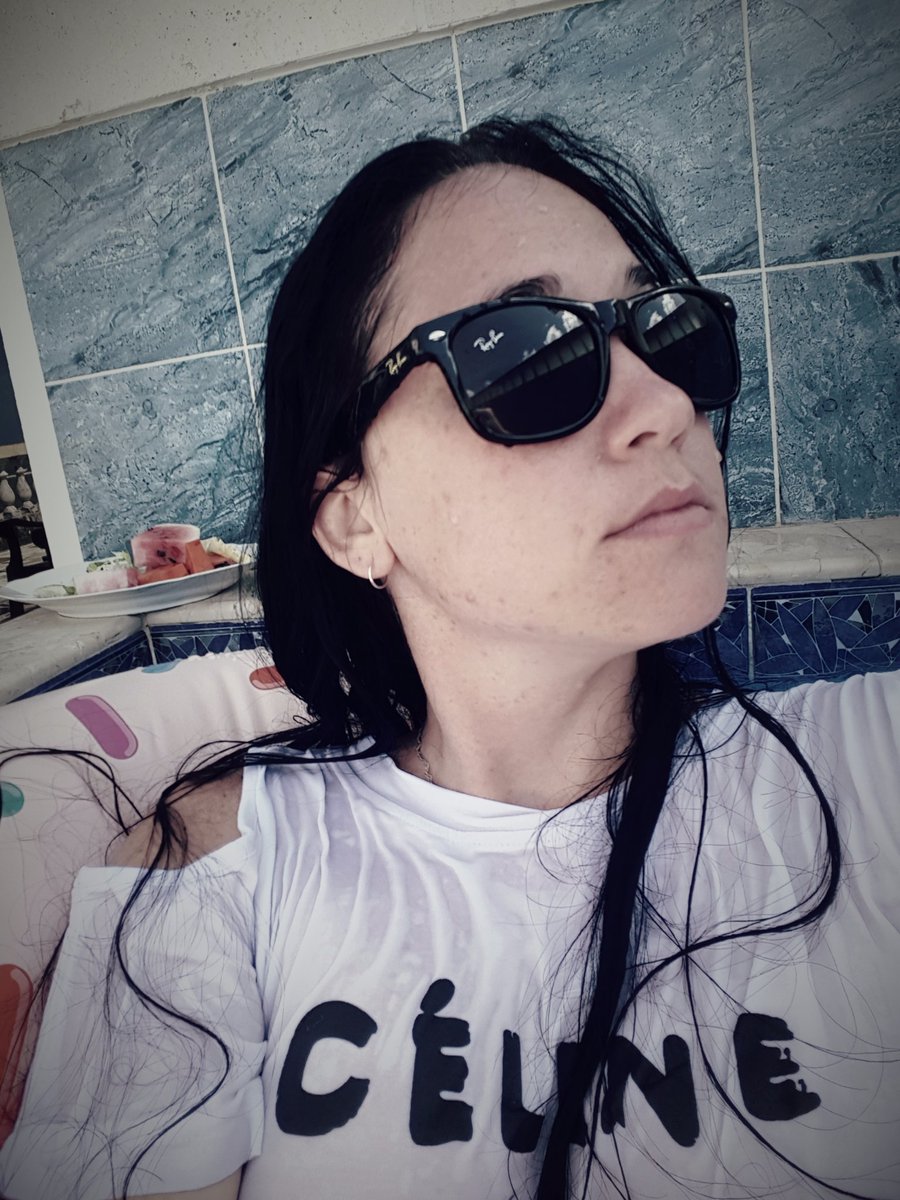 JuneGlez's tweet image. 