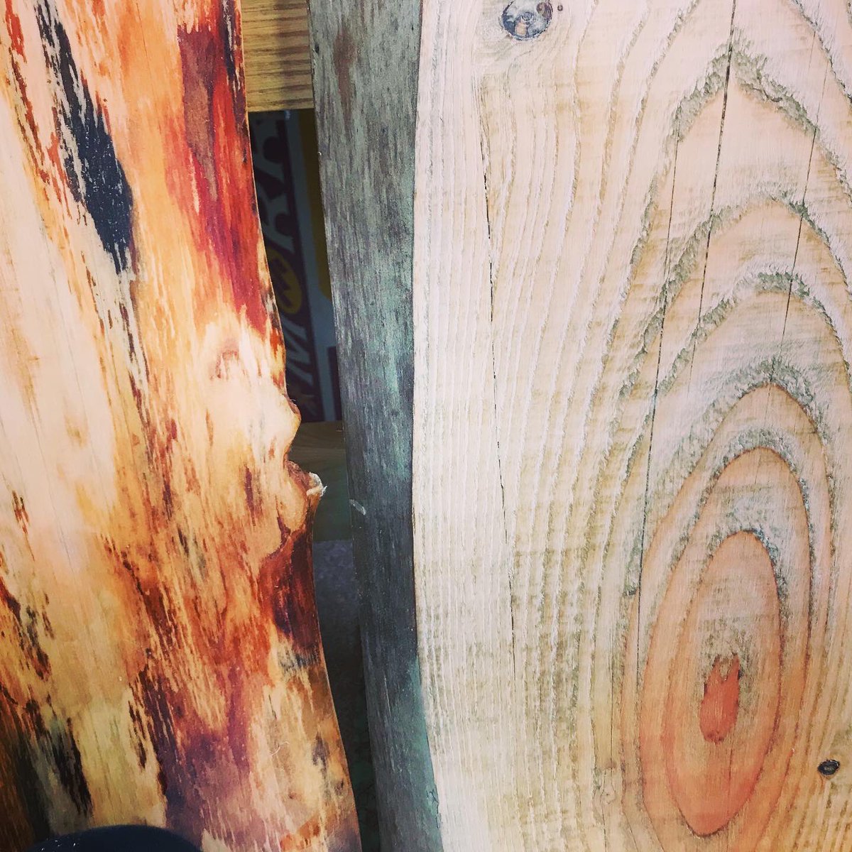 red4custommade1's tweet photo. Timber!!! Baseboard on the double bed that’s for sale, west Dorset . #rustic #woodwork #handmade #rusticwood #dorset #southwest #doublebed #forsale https://t.co/8nJRMbzSbQ