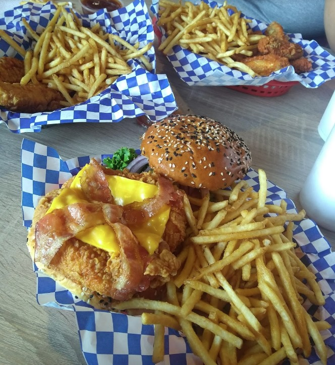 ChickenShackCa's tweet image. X marks the spot! 🥓
...
#HanfordCA #ChickenShack #CaliEats #CaliforniaFoodie #CaliFood #CAWings