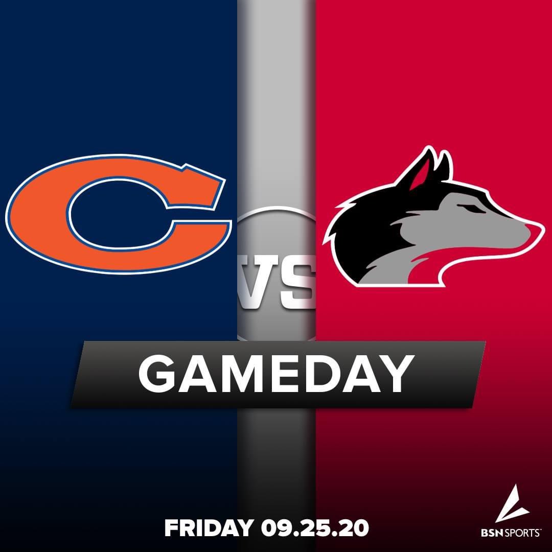 Macon_DavidC's tweet photo. Bibb County Showdown tonigjt between @CHChargers and @HowardHuskyFB https://t.co/OCOpToUtkO