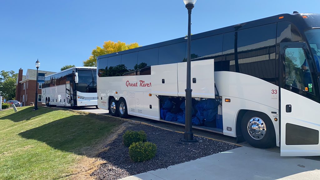 CSCwildcatsFB's tweet image. Buses are loaded! 1pm kickoff tomorrow! #BeatBenedictine