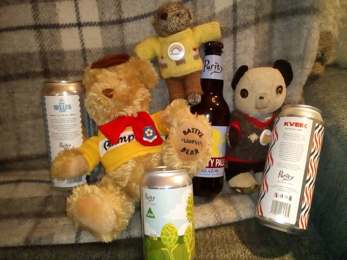 Pub_Panda's tweet photo. Ok @Purityale! We're back!! This is our team selfie for the #PureQuiz. Look - we even adopted a friend called Battye (with an E!) Bear as we were missing the @BattyeRich music round so much. Great to be back for the quiz!! https://t.co/Kr4ED0TxZf
