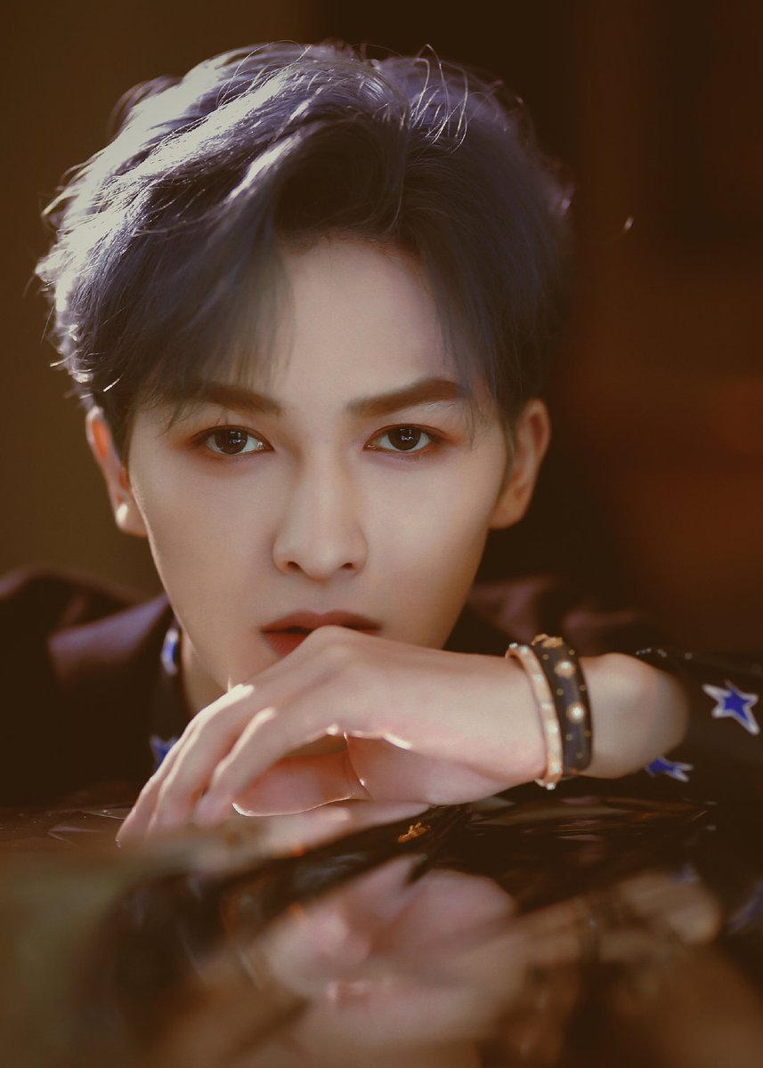 zztpics's tweet photo. #朱正廷 #ZhuZhengting #Theo #乐华NEXT #NEX7 #NinePercent https://t.co/ZLbo9hvM5E