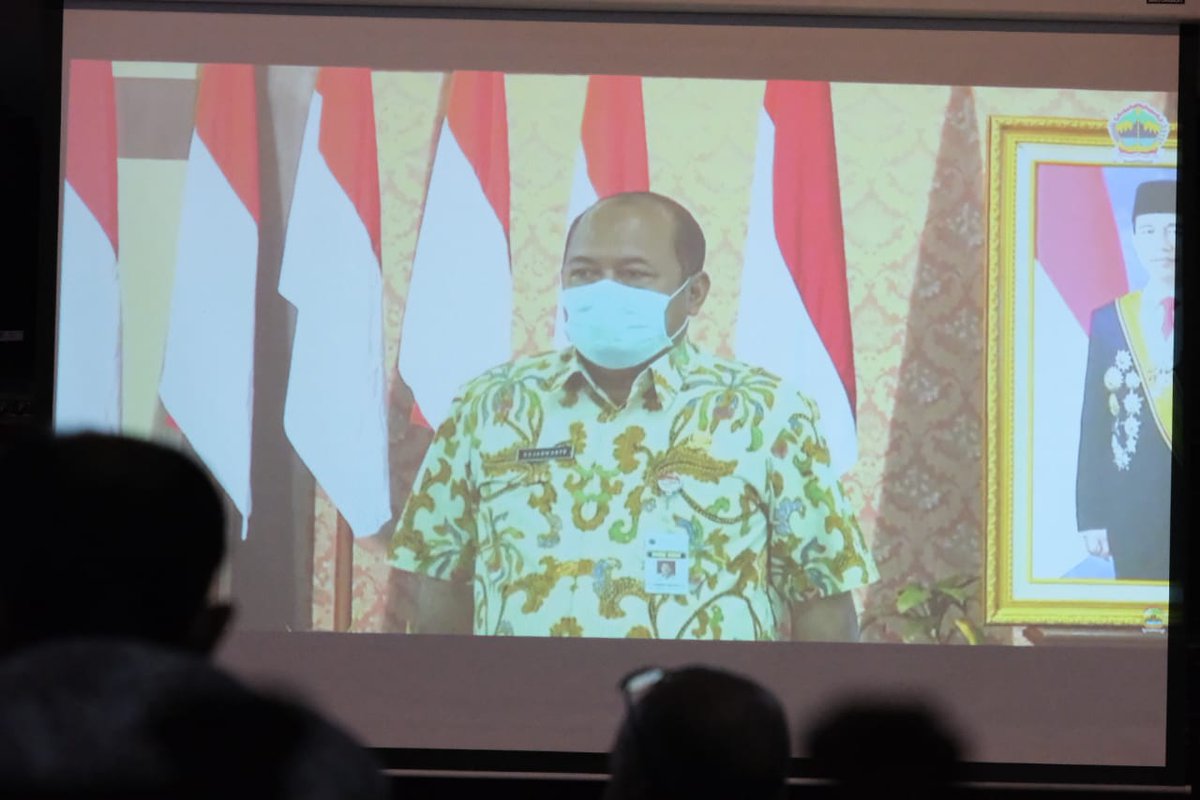 "...selama Bupati Klaten menjalankan cuti di luar tanggungan negara untuk melaksanakan kampanye pada Pilkada serentak tahun 2020” ungkap Mendagri Tito Karnavian dalam keputusan yang dibacakan dalam pengukuhan, Jumat (25/9).