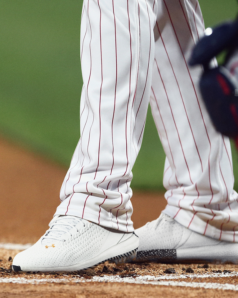 Introducing the newest showstopper. @bryceharper3’s latest signature cleat features #UAHOVR technology to provide you with increased comfort and unmatched energy return. Energize your game with the #Harper5. Pre-order now. undrarmr.co/368Inbc