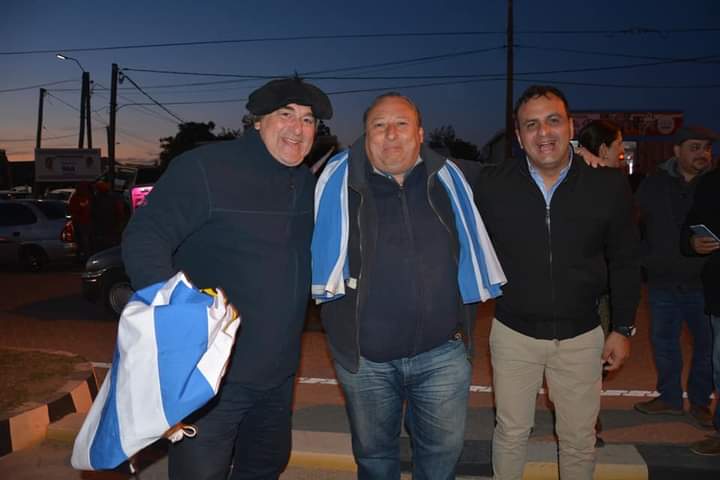 lucylarrosa2014's tweet photo. Imponente @sergiobotana anoche! Emoción pura cuando describió a @PabloDuarte3003  y @cmorel93. Hasta la victoria no paramos! #PabloIntendente #LaFuerzaEsLaUnion https://t.co/6LzkydVn13