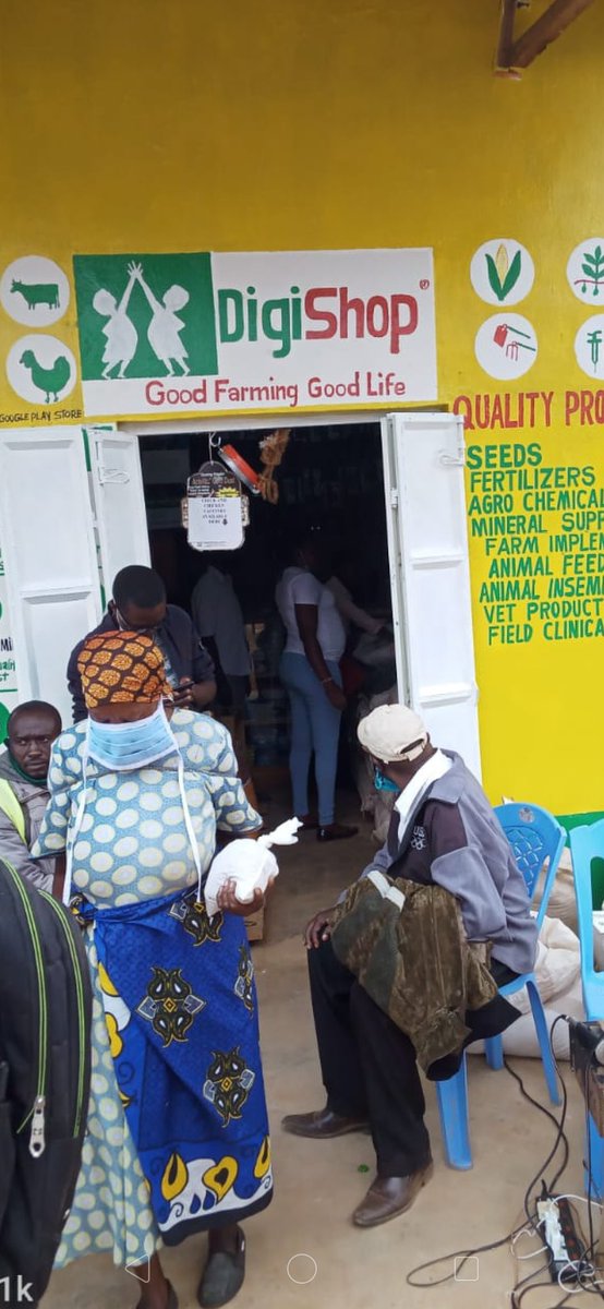 mungutisamuel's tweet image. #DigiShop team today rocked Mukuyuni market in makueni county as one stop agriculture center was brought to one more community. This month alone @FarmersprideKE team has launched a record 8 of these one stop centers across 5 counties and on track to launch 1000 more next 5 years