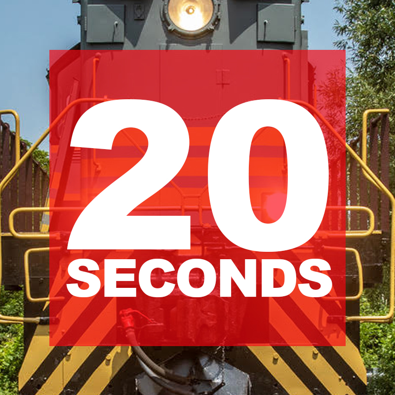 WCRailway's tweet image. It&apos;s #RailSafetyWeek, did you know when a train crossing warning signal turns on, there&apos;s an average of ONLY 20 SECONDS until the train comes? Disobeying these warning signals might save you a few seconds, but cost you your life.
 #RailSmart.  #RSW2020 #STOPTrackTragedies