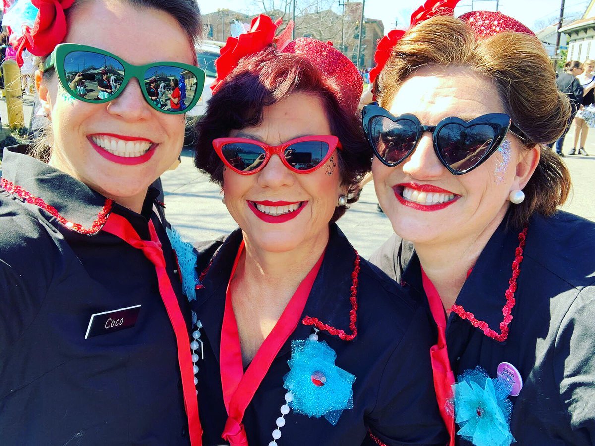 muffalottas's tweet image. It’s Friday — I’m in love! ❤️ 🎶 #muffalottas #nola #dancetroupe #sisterhood #dance #friendship #preCOVID19