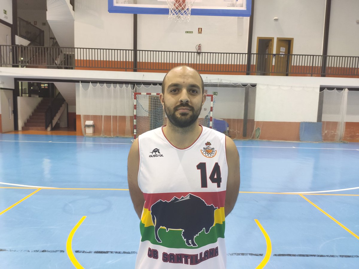 cbsantillanam's tweet photo. PRESENTACIÓN ❤️💛💚

David De la Fuente. Alero. 1,82 Criado en la cuna del baloncesto del Besaya, el C.D. La Paz. Después de varios años inactivo por motivos personales, quiere recuperar sensaciones y volver a las pistas. Nos va a aportar mucha intensidad! https://t.co/7jmhLJhnaW