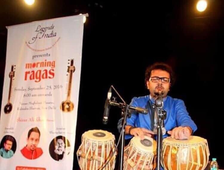 sourabhgoho's tweet photo. #DelhiMusings Looking back to the memorable performance on this day, four years back in Delhi at the prestigious @sangeetnatak Akademi hosted by @LegendsOfIndia on 25th September, 2016.
#NewDelhi #LegendsforaCause
#IndianClassical #ClassicalMusic
@DipayanMazumda3 #Delhi #TB https://t.co/4SgYeXTTQ6