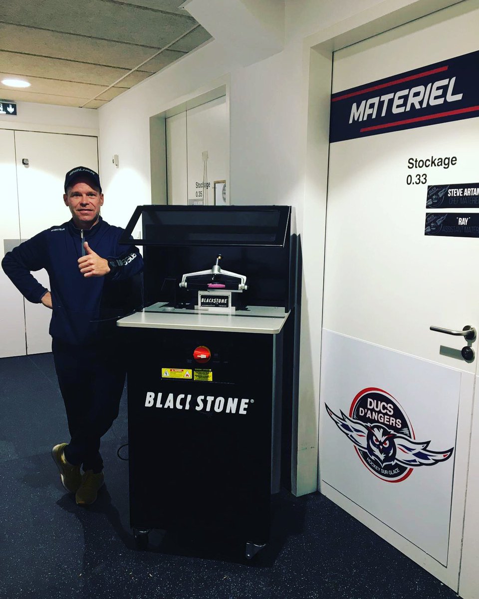 BlackstoneSport's tweet photo. From Quebec to France, this I-03 is an absolute beaaaaut!! And this is only the beginning, and weโre excited to see the future with @alexvittoriano and Rudy! Hereโs to the weekend and Day 17 of our #DailyMachines! Letโs have ourselves a Friday!
#HeyHowAreYaaaa #Hockey #NHL https://t.co/Ya8iTb2nWD