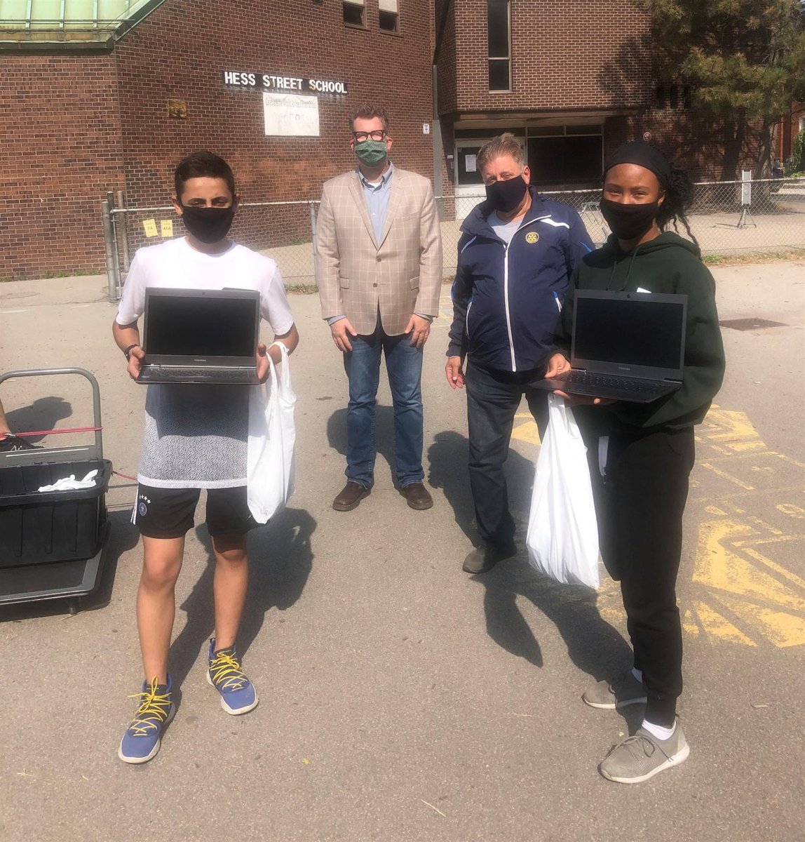 Hess Street School’s Grade 8 students were all presented with a free laptop! Thank you to the St. Leonard Society and the Rotary A.M. Club, which have been providing free laptops to students for 17 years! These laptops will provide students with many opportunities for learning!