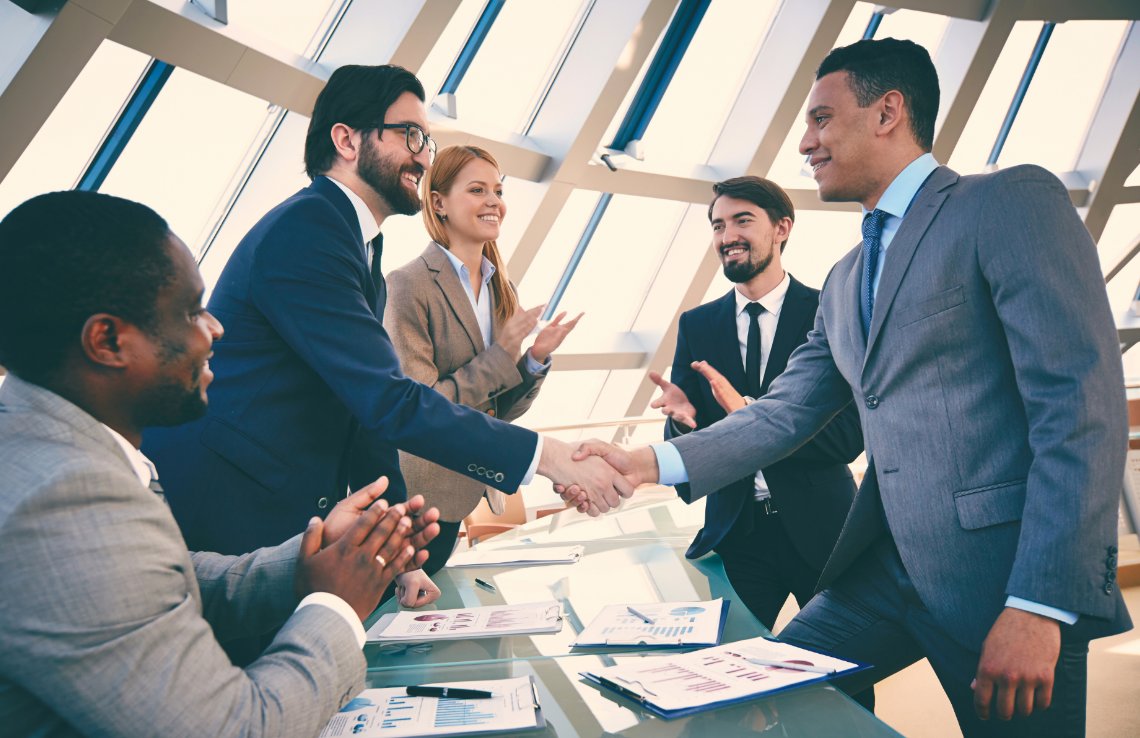 GSAOSDBU's tweet photo. If you’ve decided to sell your products and services to GSA, here’s some good news: you don’t have to do it alone. There are many ways to partner with other contractors to maximize your chances of winning federal business. Learn more now: https://t.co/b9tBYfaP7I https://t.co/O1u5lCeLZK
