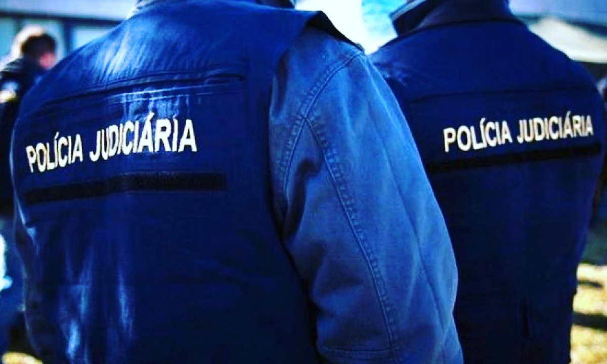 cespolice's tweet photo. ...To serve and protect...
#CESP #CESPmembers #Portugal #ASFIC #ASPP #police #lawenforcement #policeofficers #policeunions #colleagues #solidarity #support #StrongerTogether
@asficpj
@ASPP
@cespolice https://t.co/im6B7m6SJ5