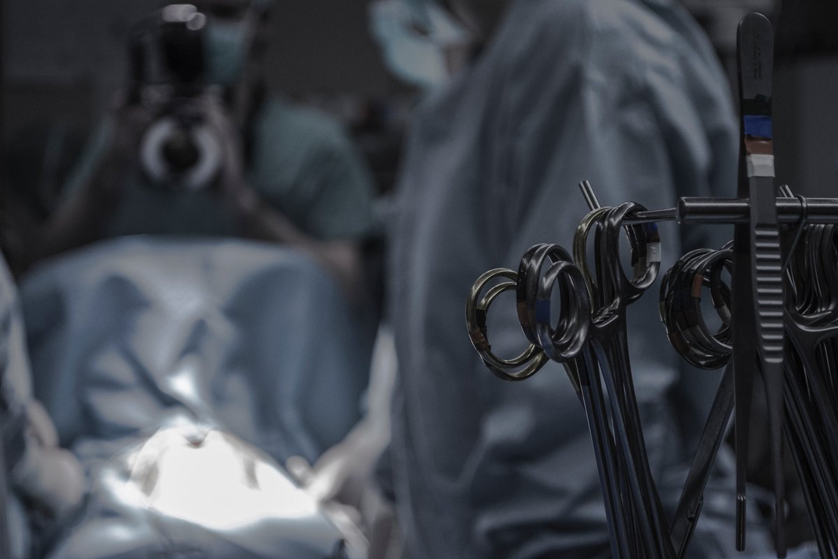 FmesMumbai's tweet photo. https://t.co/Q26ILTvnKr
Author George Thomas states "Clinical trials are required in surgery to evaluate existing procedures and to assess the value of new techniques."
#surgicaltrials #shamsurgery #informedconsent #equipoise #therapeuticmisconception https://t.co/ihXqfEqdbu
