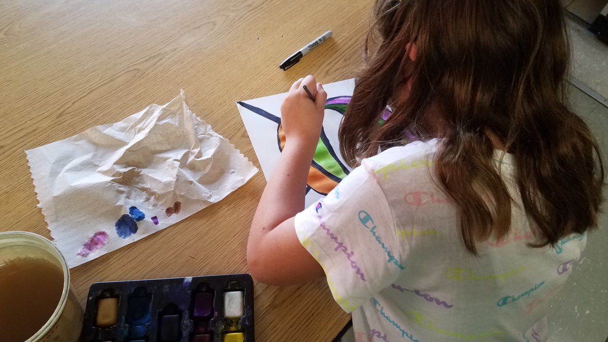 Listening to smooth jazz and painting Romero Britto pumpkins. Mrs. Kecskes 4th grade is in the Groove!