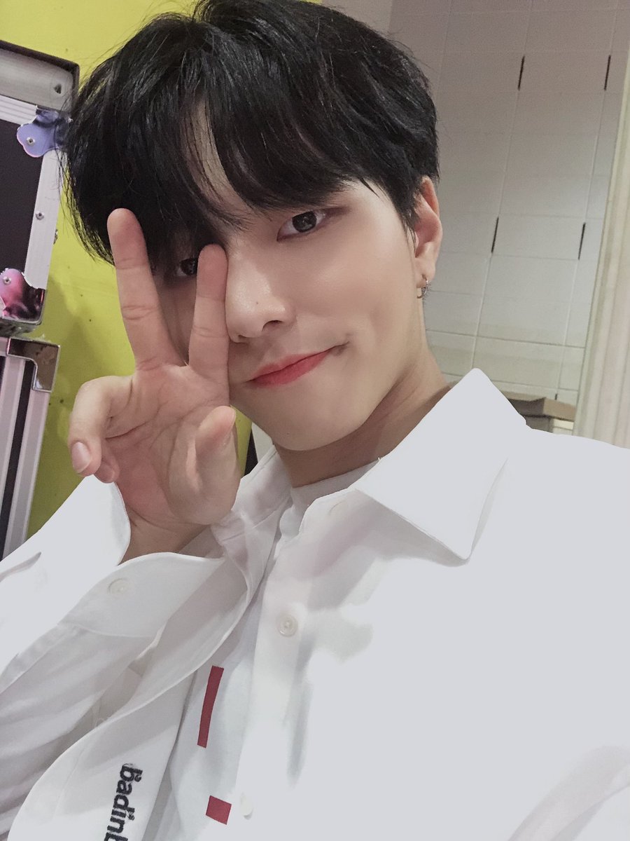 7OC_official's tweet image. [#태영]

오늘의 븨🤟

#세븐어클락 #오늘도 #역시
#굿나잇 #탱나잇