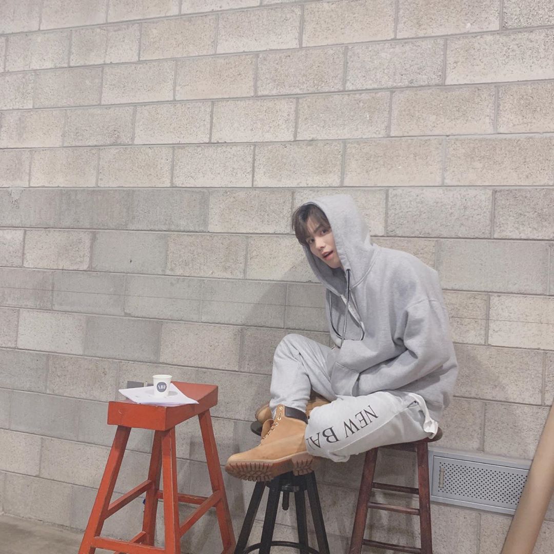 AROHA_TH18's tweet photo. โอ๊ยยย! ดีใจเมนมาครบเลย #SmallLine #IloveU 💜💜💜 https://t.co/7hNoaRJLD2