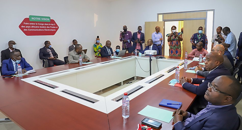 Cnewscg's tweet photo. Congo Brazzaville : L’ARPCE évalue la qualité des services des opérateurs de téléphonie mobile
 ⏩ https://t.co/Oc36hqDWZr https://t.co/fY3syzl8pE