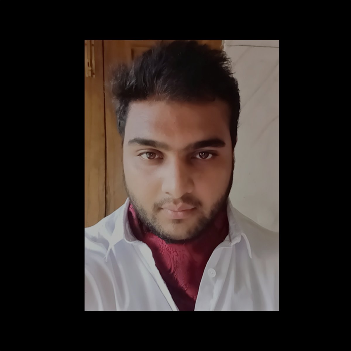 AkashSatpathy4's tweet photo. #newlook #Retro https://t.co/jvkoRcfjQd