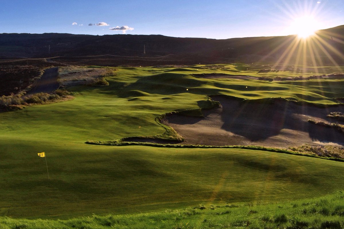Snapped a final #Quicksands shot yesterday morning as I said goodbye to <a href="/GambleSands/">Gamble Sands</a> for another season. Good times this week teeing it up with <a href="/DavidMcLayKidd/">David McLay-Kidd</a> <a href="/NickSchaan/">Nick Schaan</a> <a href="/tonyjdear/">Tony Dear</a> and <a href="/RamsHillGolf/">Rams Hill Golf Club</a>’s Harry Turner, and more than a few other new friends. #GolfChat
