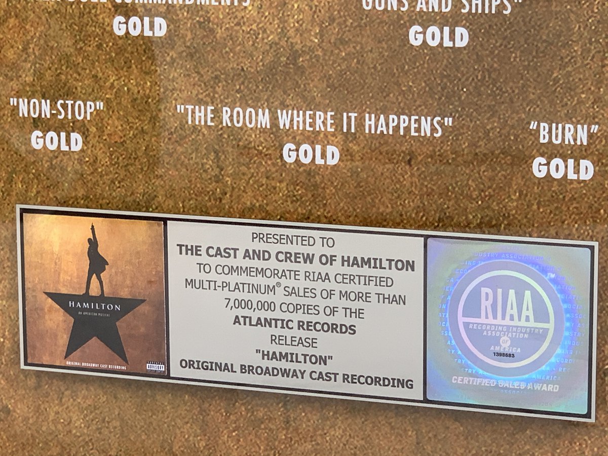 Lin_Manuel's tweet image. 5 years ago we released the #Hamiltunes...and 5 years later, still in the top 5, 7x platinum, &amp;amp; reeling with gratitude. To the cast, crew &amp;amp; fans of Hamilton around the world:
this is yours.
Live theater WILL be back someday.
Please take care of yourselves &amp;amp; each other. Thank you.