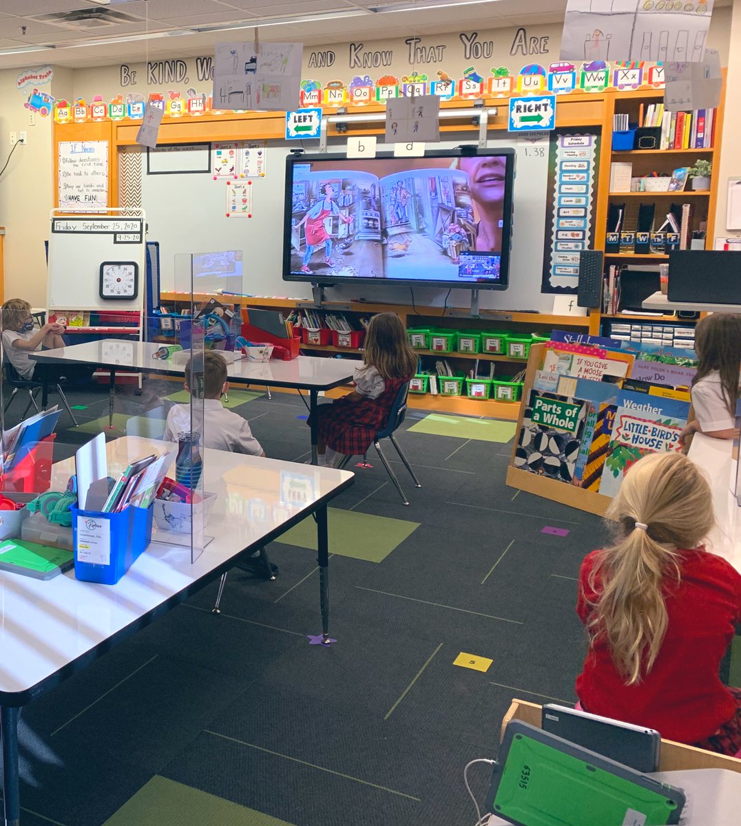 mmfshults's tweet photo. Big thanks to our first “zoom” guest reader! We loved the story and special time with our virtual visitor 📚1️⃣🙌🏻 #1Fguestreader @gsesdallas @zoom_us #1Fgses https://t.co/rwwtcV9OIB