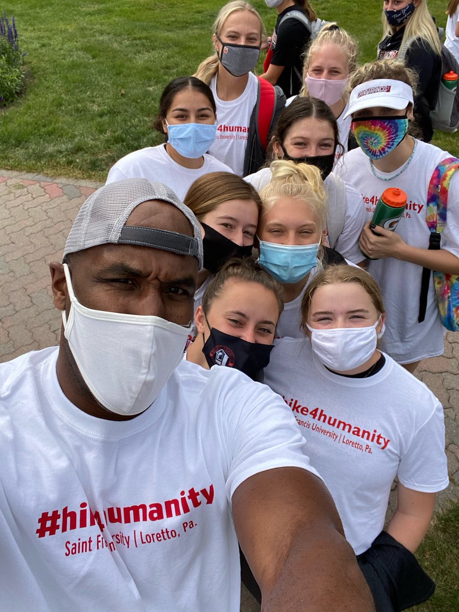 Great 1st Annual #Hike4Humanity! Let’s continue <a href="/ericetaylor32/">Eric E Taylor</a>’s message into the weekend &amp; reach out to make a new friend, be there for your neighbor &amp; continue to spread the love! 

Keep an eye out for details about the next event with the lead hiker Coach T!