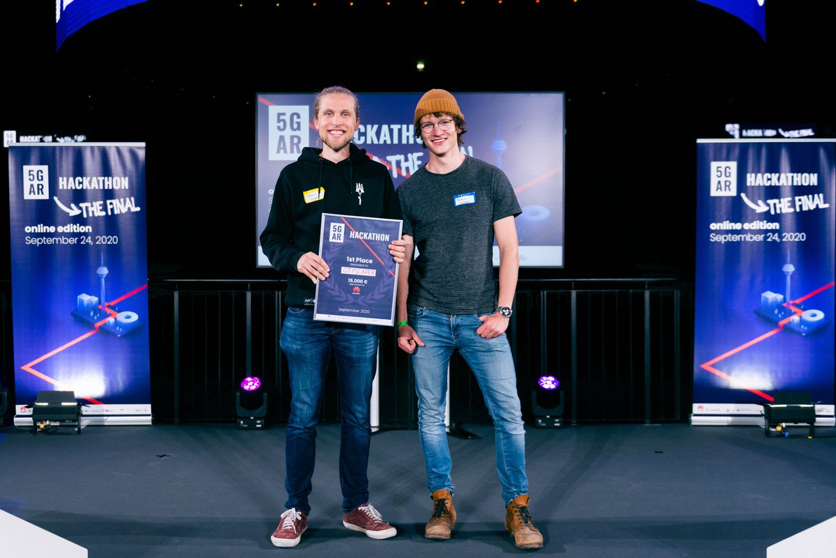 Gestern Abend wurden die Gewinner unseres #5GARHackathon in <a href="/Duesseldorf/">Stadt Düsseldorf</a> gekürt! 🏆 Wir gratulieren den drei Gewinner-Teams von Cityscaper (1.), arISTA (2.) und <a href="/troido/">Troido</a> (3.) ganz herzlich und freuen uns auf die finalen Apps! 🎉 Hier einige Impressionen der Preisverleihung ⬇️