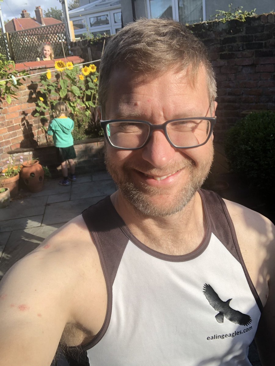 Running_Rubbish's tweet photo. Been a while since I wore the black and white in anger. Walking this evening - all set for a virtual @EalingHalf #ealingfeeling #ealinghalf2020 https://t.co/DQID7ryYTo