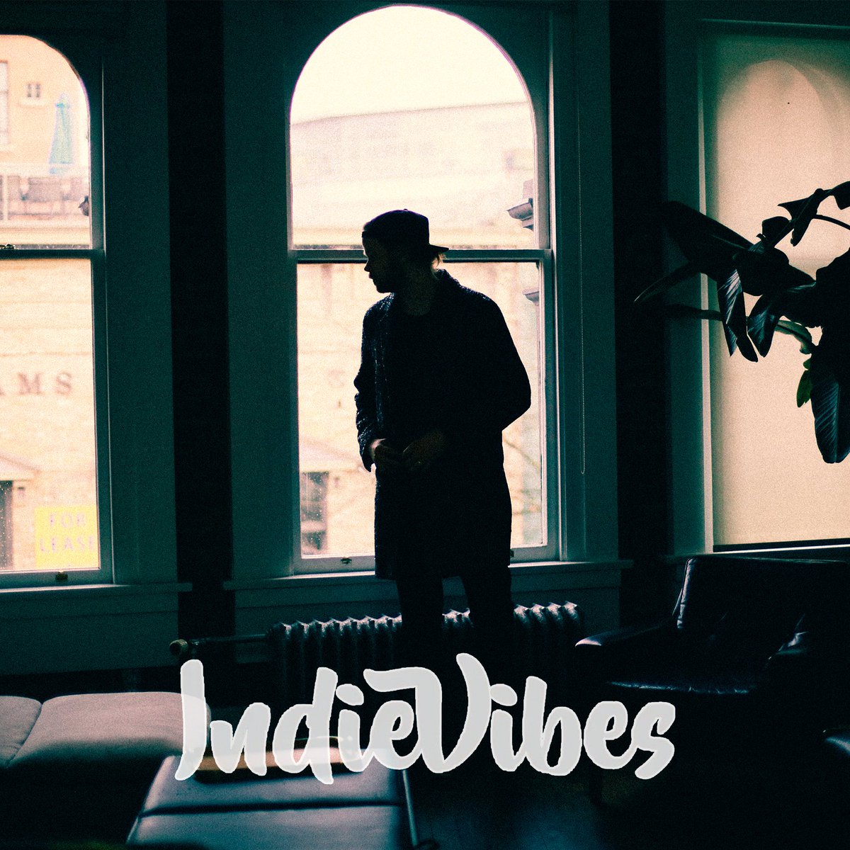 A Big thanks to <a href="/IndieVibesMusic/">IndieVibes</a> for featuring "Carry On!"
youtube.com/watch?v=Mxgl_k…